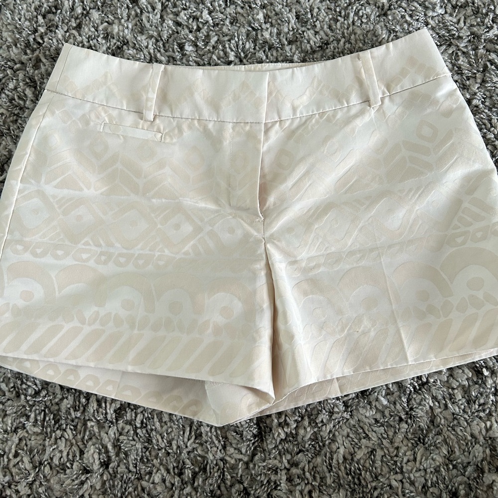 Loft gorgeous short size 4